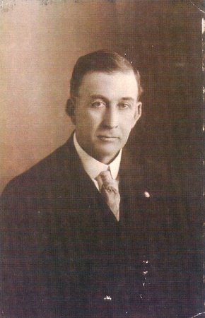 jhroberts.jpg (25392 bytes)