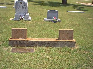 katiecem13.jpg (29876 bytes)