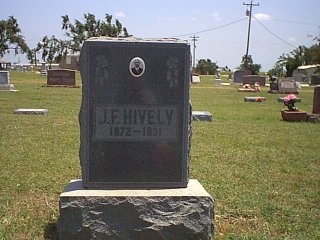 katiecem18.jpg (24709 bytes)