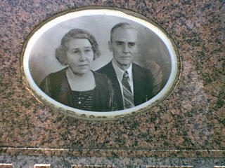 katiecem20.jpg (27202 bytes)