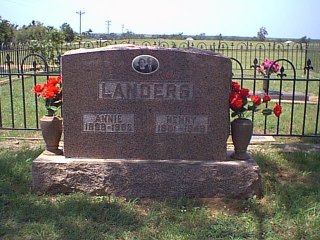 katiecem21.jpg (28307 bytes)