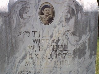 katiecem8.jpg (20188 bytes)