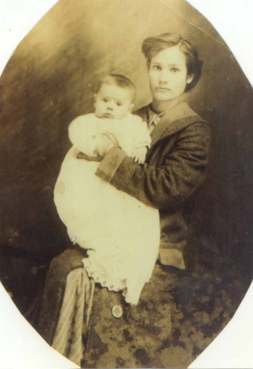 tommieogwinburkett.jpg (49219 bytes)