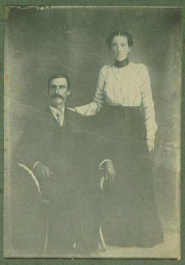 young.jpg (33640 bytes)