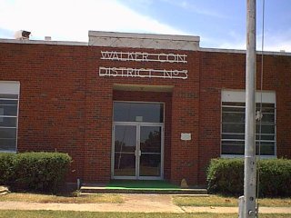 walker3.jpg (20926 bytes)