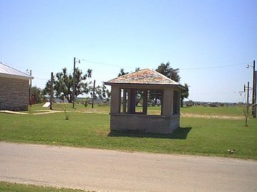 katieview2.jpg (17769 bytes)