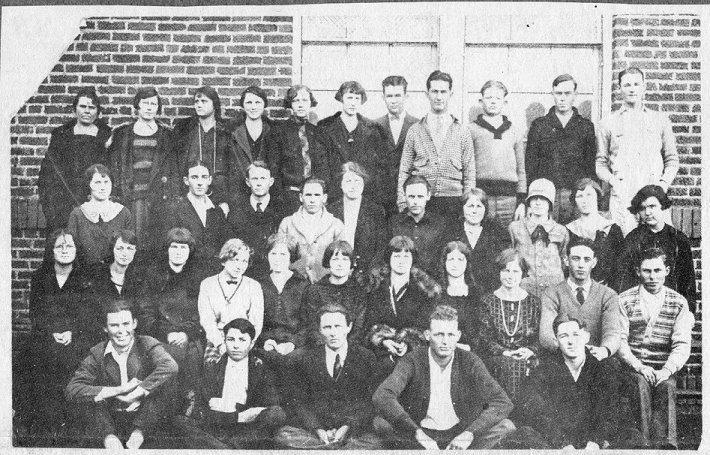 lindsay4.jpg (118159 bytes)