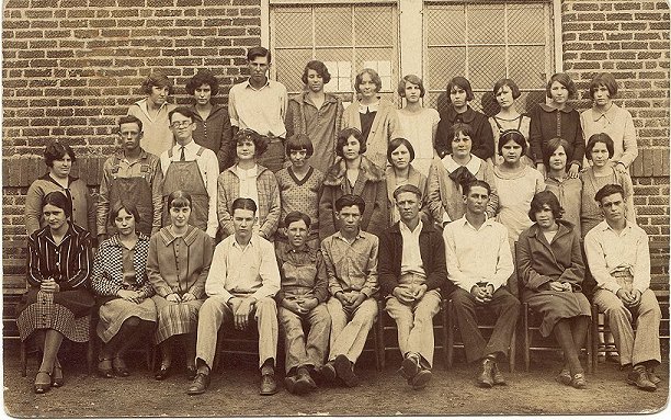 lindsay6.jpg (91542 bytes)