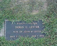 lester-doris2.jpg (72065 bytes)