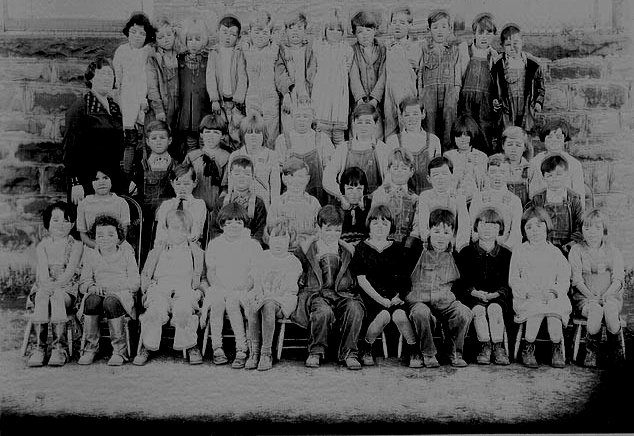 Hague.jpg (78726 bytes)