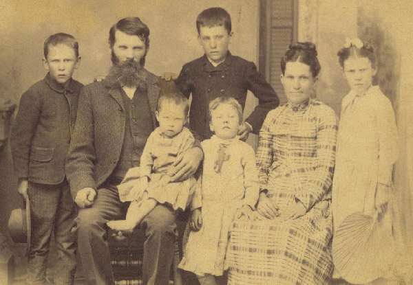 doss1.gif (193607 bytes)