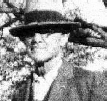 helms.jpg (13533 bytes)