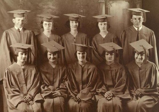 Independence High School 1924 Graduatiing Class