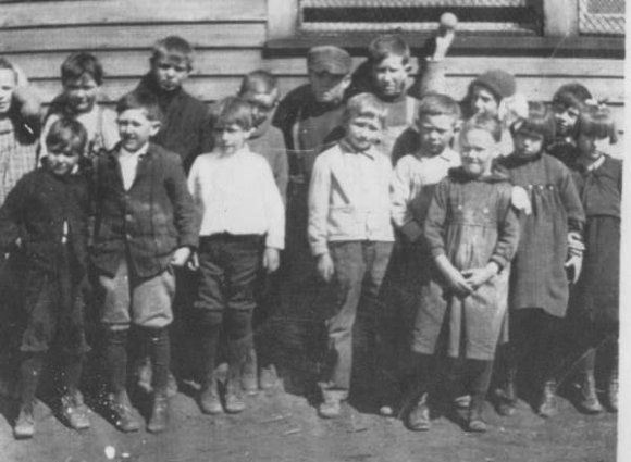 Carpenter School class early/mid 1920's 