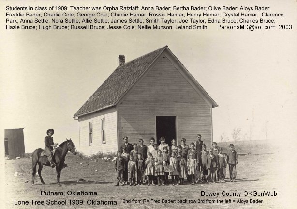 Lone Tree School 1909