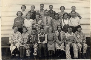 Atlee school class photo