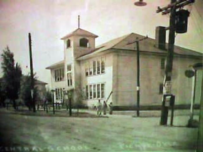 Centrl School building